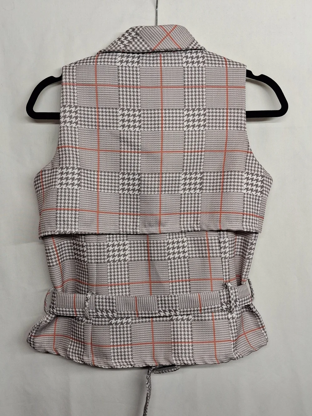 PLAINS & PRINTS Plaid Vest Jacket Sleeveless Belted Houndstooth Gray White 6